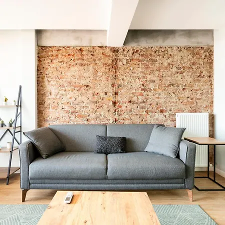 Apartamento Decent With A Magnificent Terrace , View *